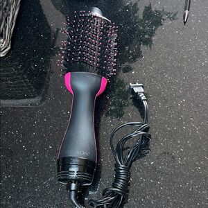 Revlon Black and Pink Hot Styling Brush